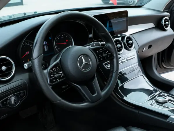 Mercedes-Benz C 180 Station / 9-Tronic 18