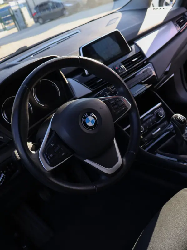 BMW 216 Gran Tourer i 17
