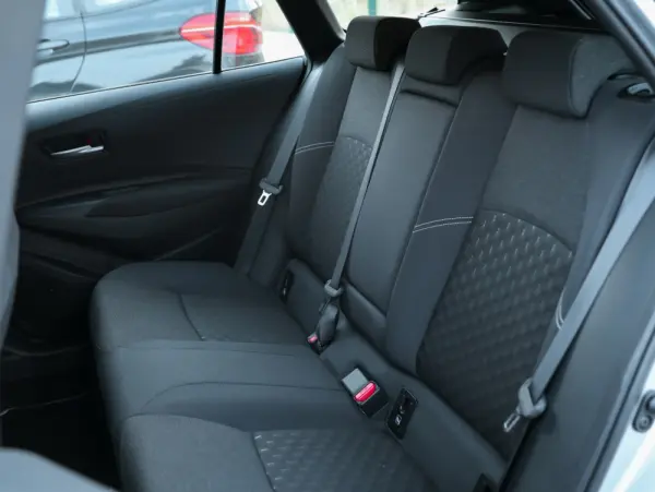 Toyota Corolla 13