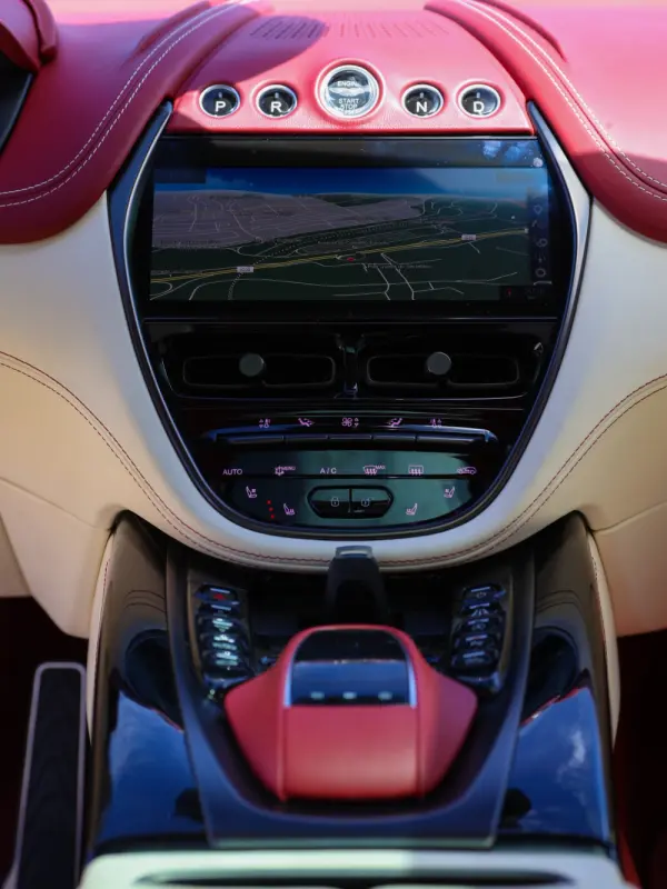 Aston Martin DBX 4.0 Twin-Turbo V8 12