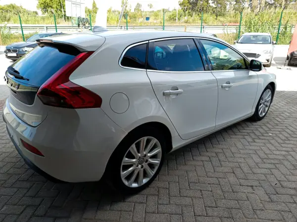 Volvo V40 1.6 D2 Eco Momentum 5