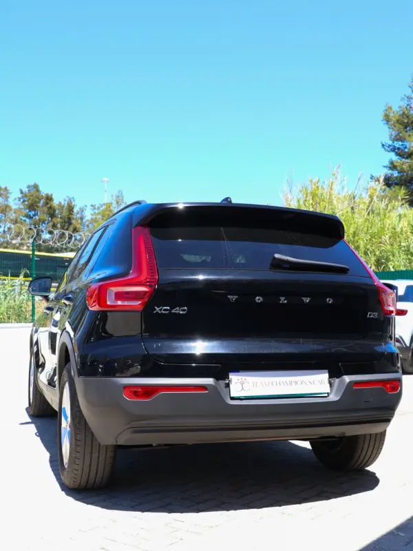 Volvo XC 40 2.0 D3 6