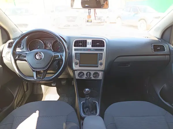 Volkswagen Polo 1.0 TSI BlueMotion Trendline 11