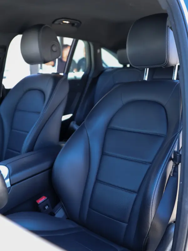Mercedes-Benz EQC 400 4Matic 11