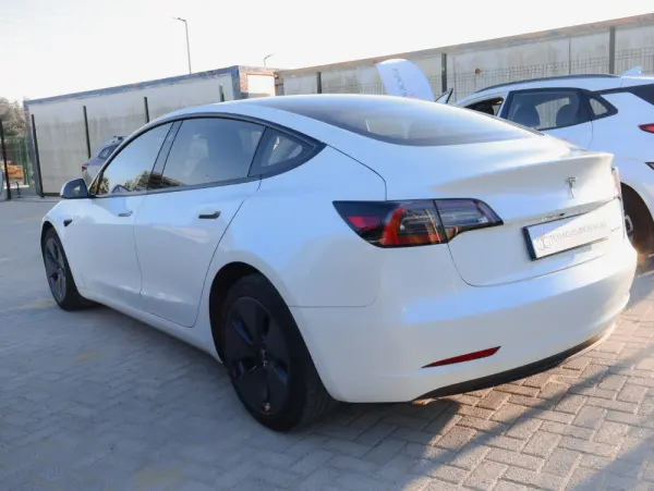 Tesla Model 3 Long Range Tração Traseira 6