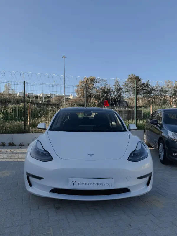 Tesla Model 3 Long Range Tração Traseira 15