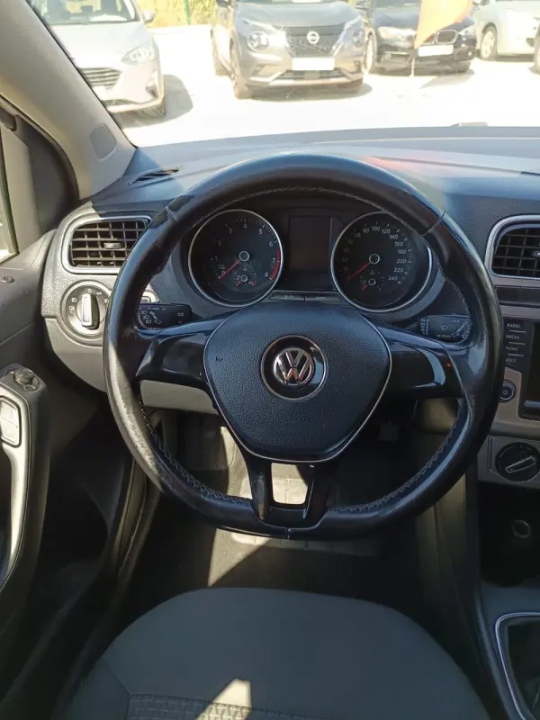 Volkswagen Polo 1.0 TSI BlueMotion Trendline 12
