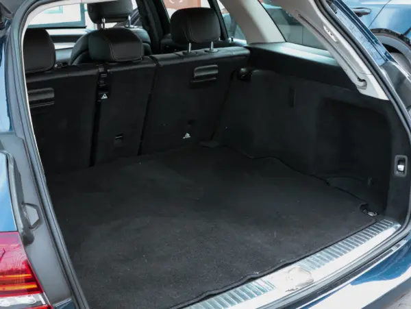 Mercedes-Benz C 180 Station / 9-Tronic 11