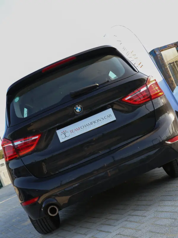 BMW 216 Gran Tourer i 9