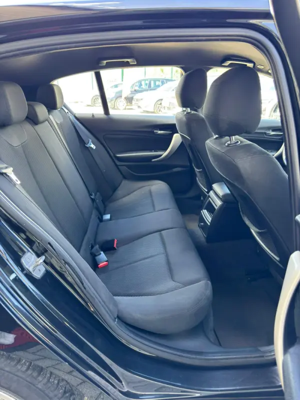 BMW 116 d EfficientDynamics 16