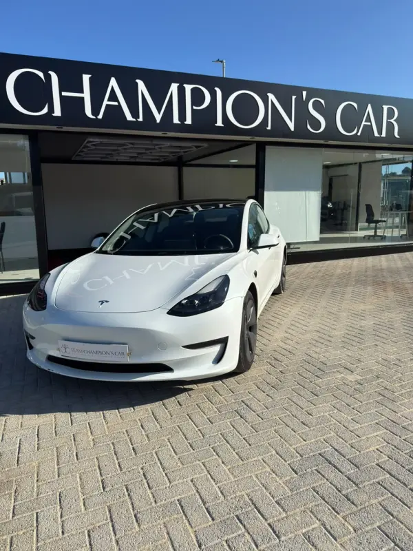 Tesla Model 3 Long Range Tração Traseira 5