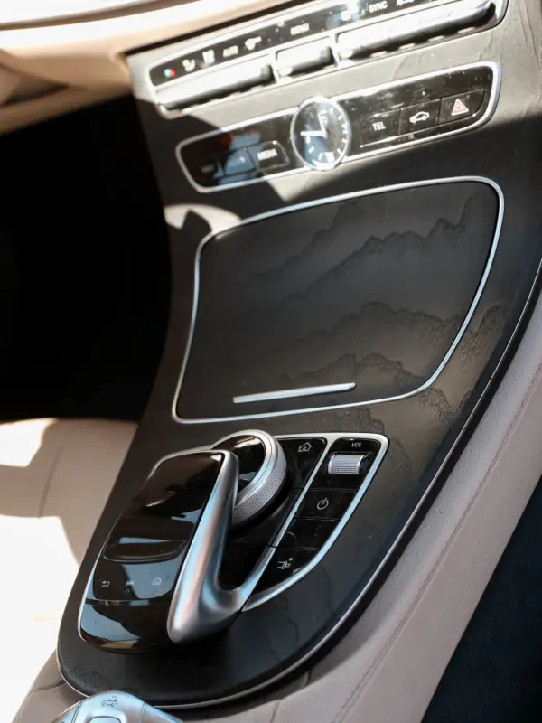 Mercedes-Benz E 220 d AMG Line 11