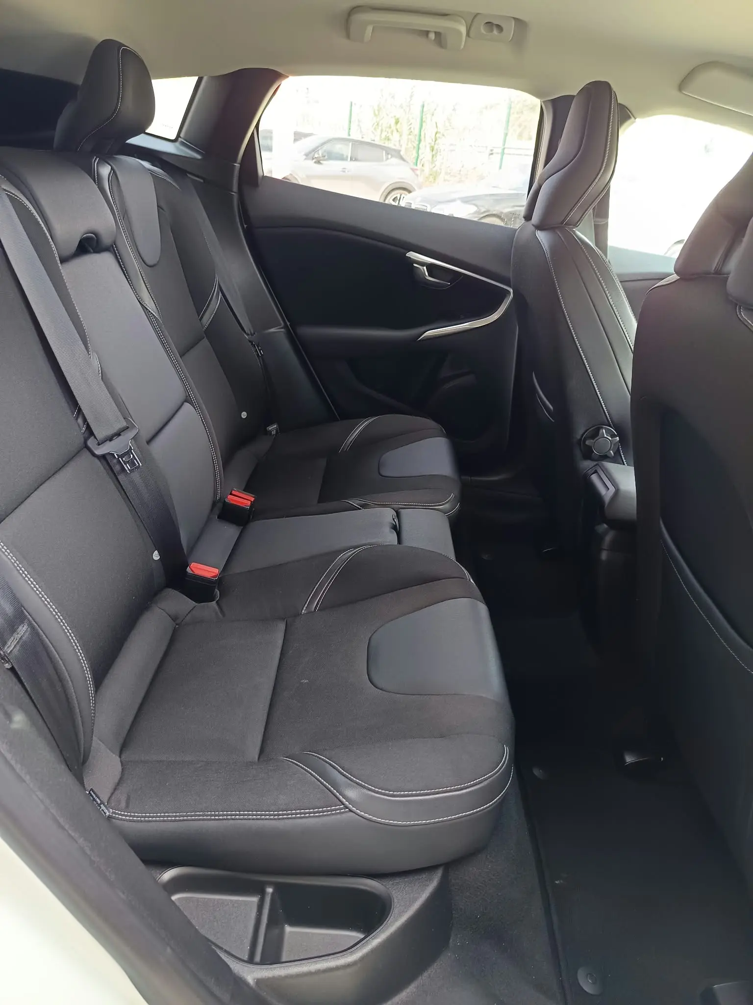 Volvo V40 1.6 D2 Eco Momentum 19