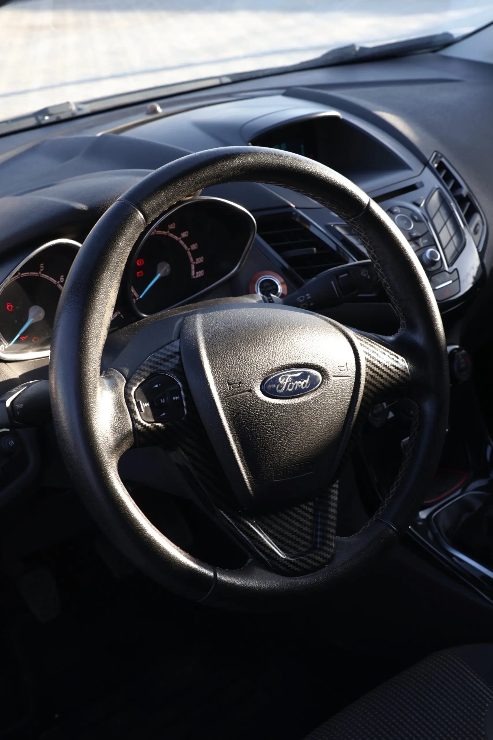 Ford Fiesta 1.0 Ti-VCT Titanium 11