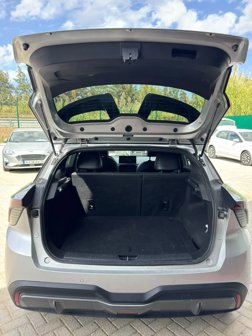 MG MG4 64 kWh Luxury 8