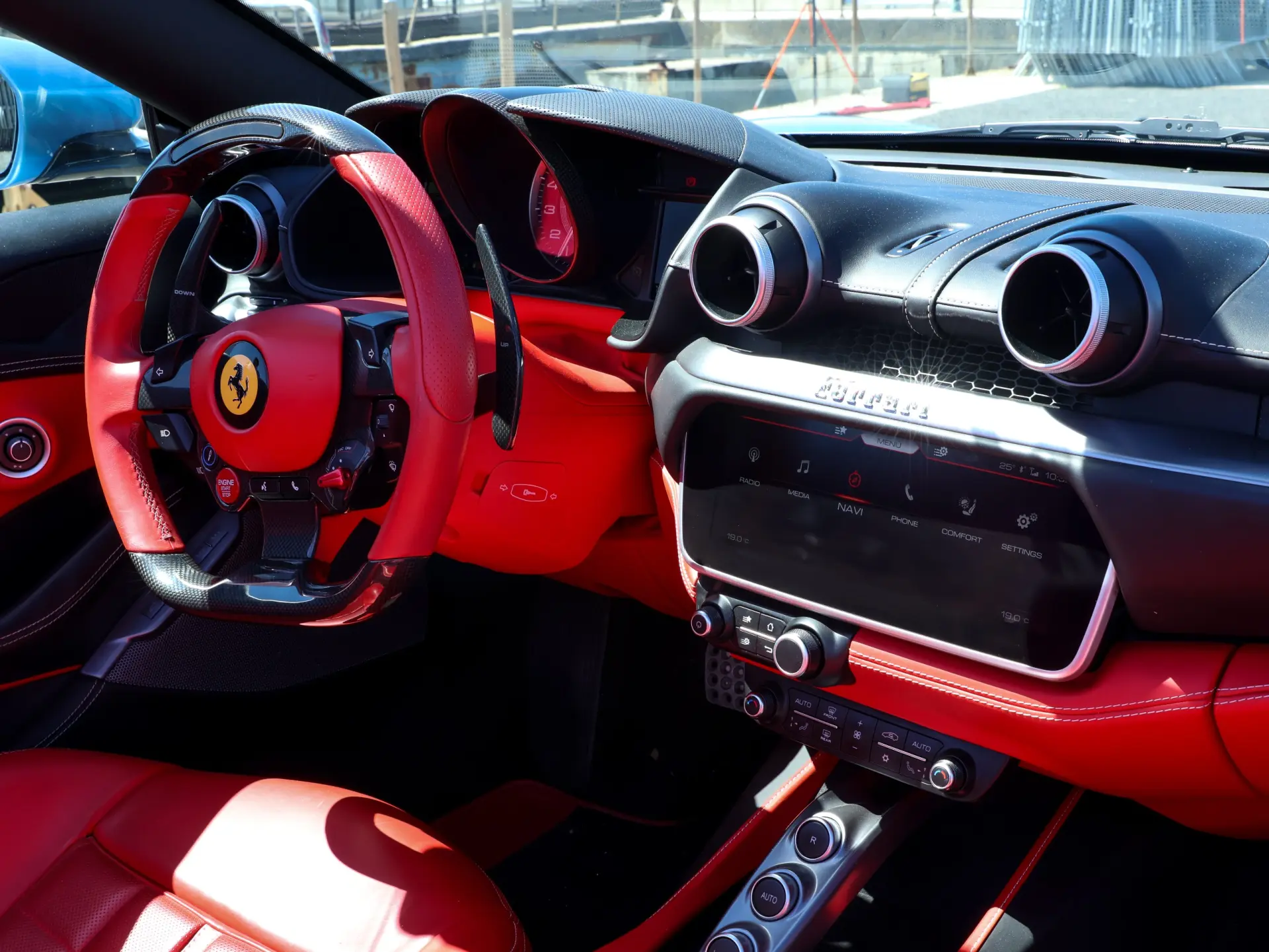 Ferrari Portofino 3.9 Twin-Turbo V8 28