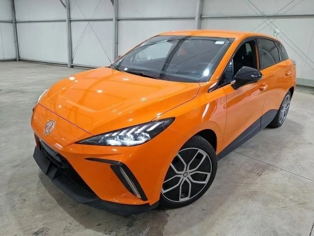 MG MG4 64 kWh Luxury 1