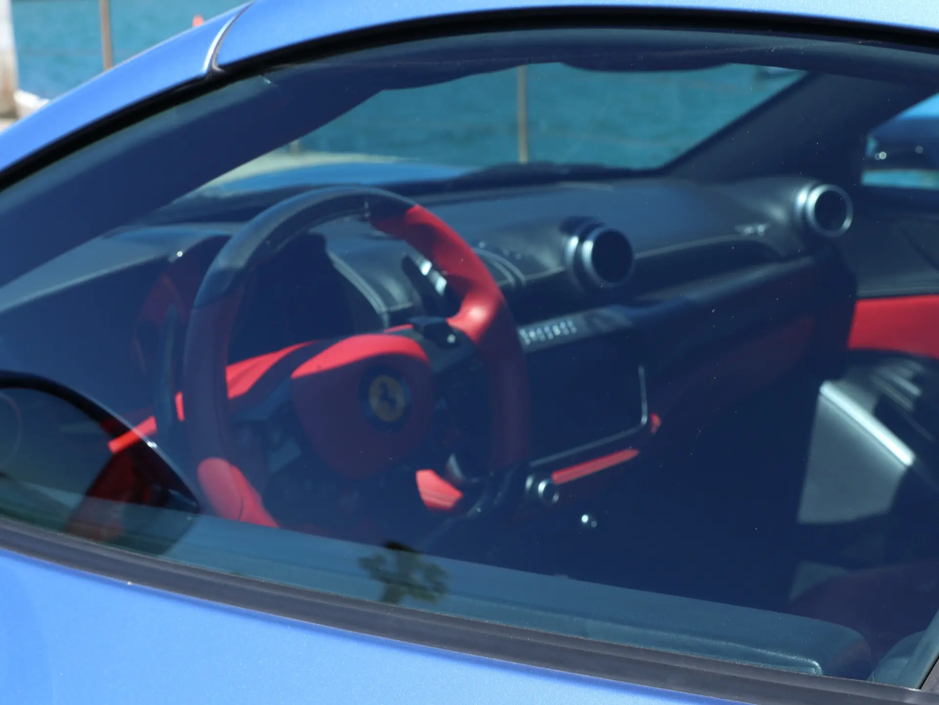 Ferrari Portofino 3.9 Twin-Turbo V8 34
