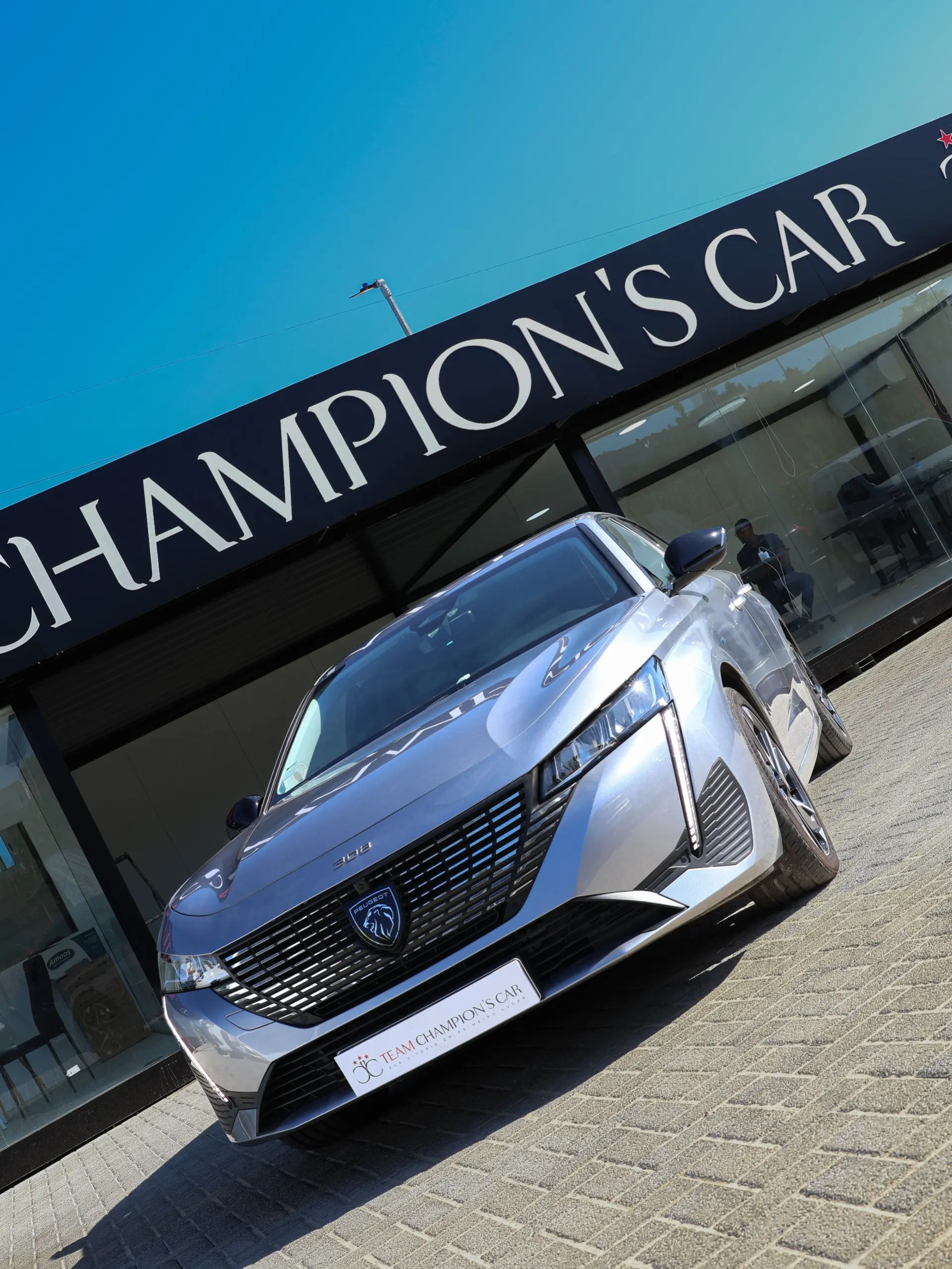 Peugeot 308 1.6 Hybrid Allure e-EAT8 4