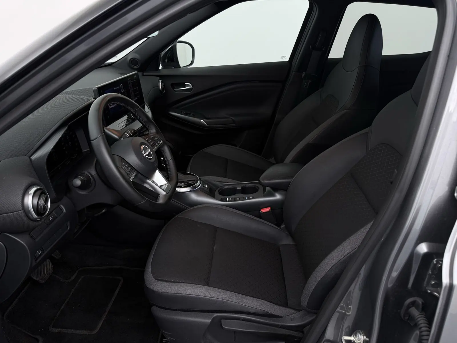 Nissan Juke 1.6 Hybrid N-Design 8