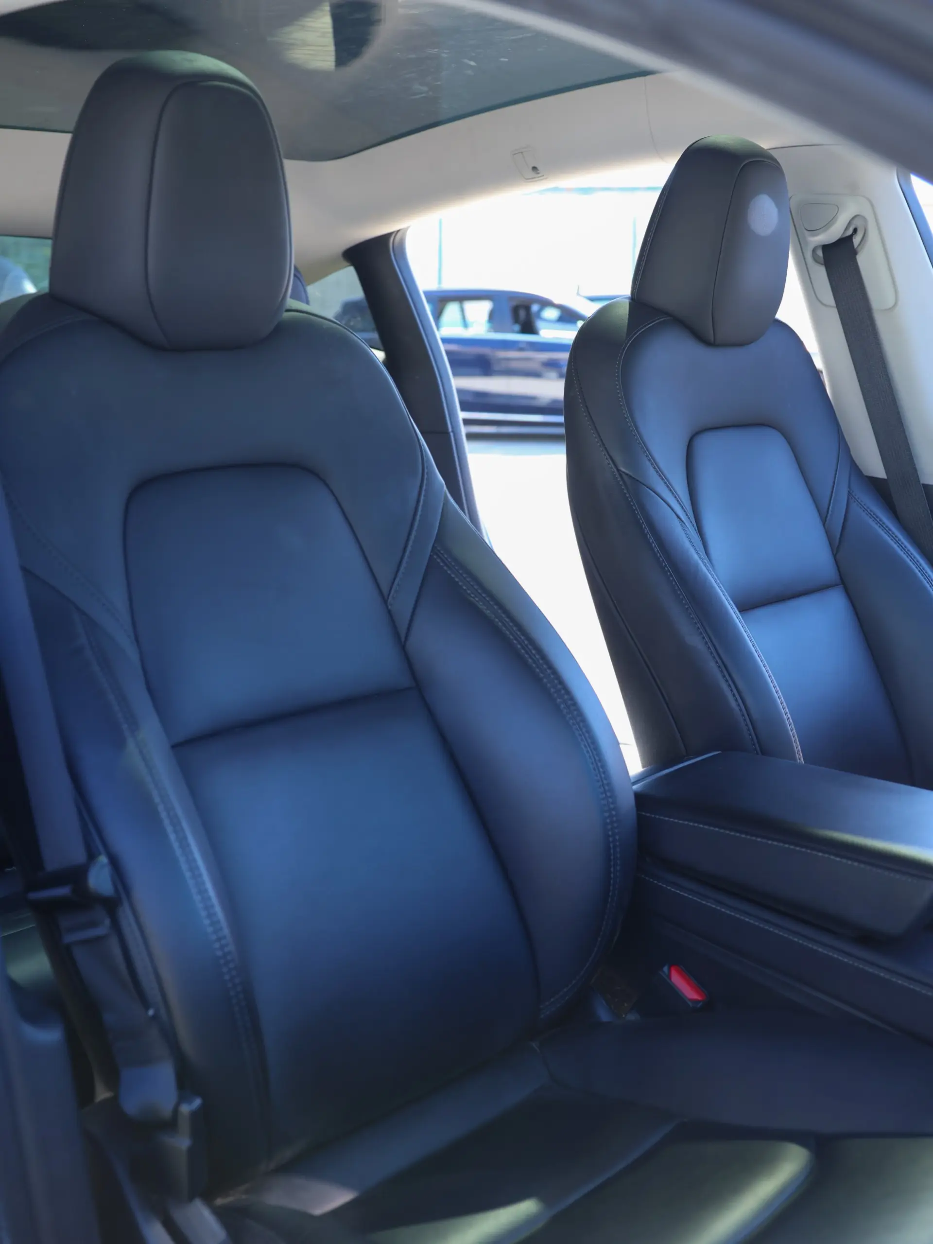 Tesla Model Y Standard RWD 13