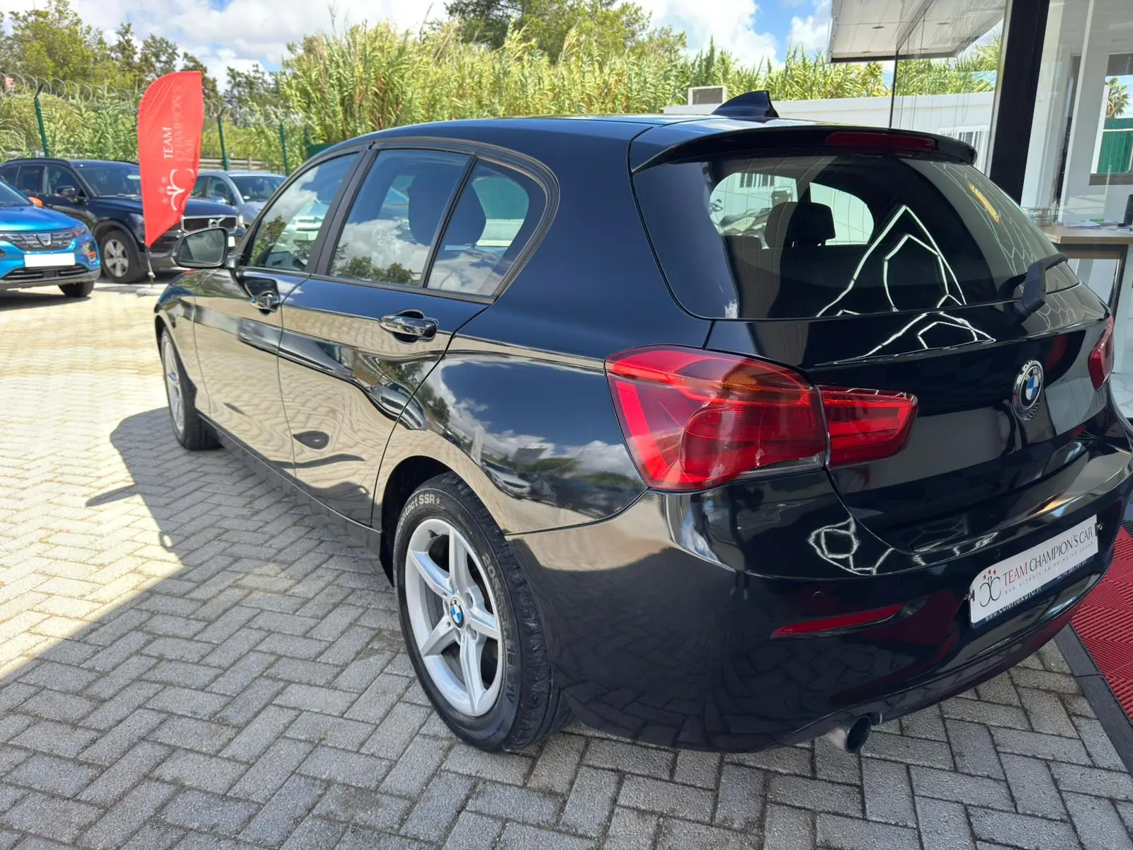 BMW 116 d EfficientDynamics 7