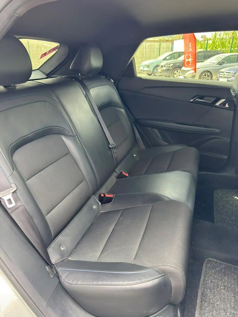 MG MG4 64 kWh Luxury 13