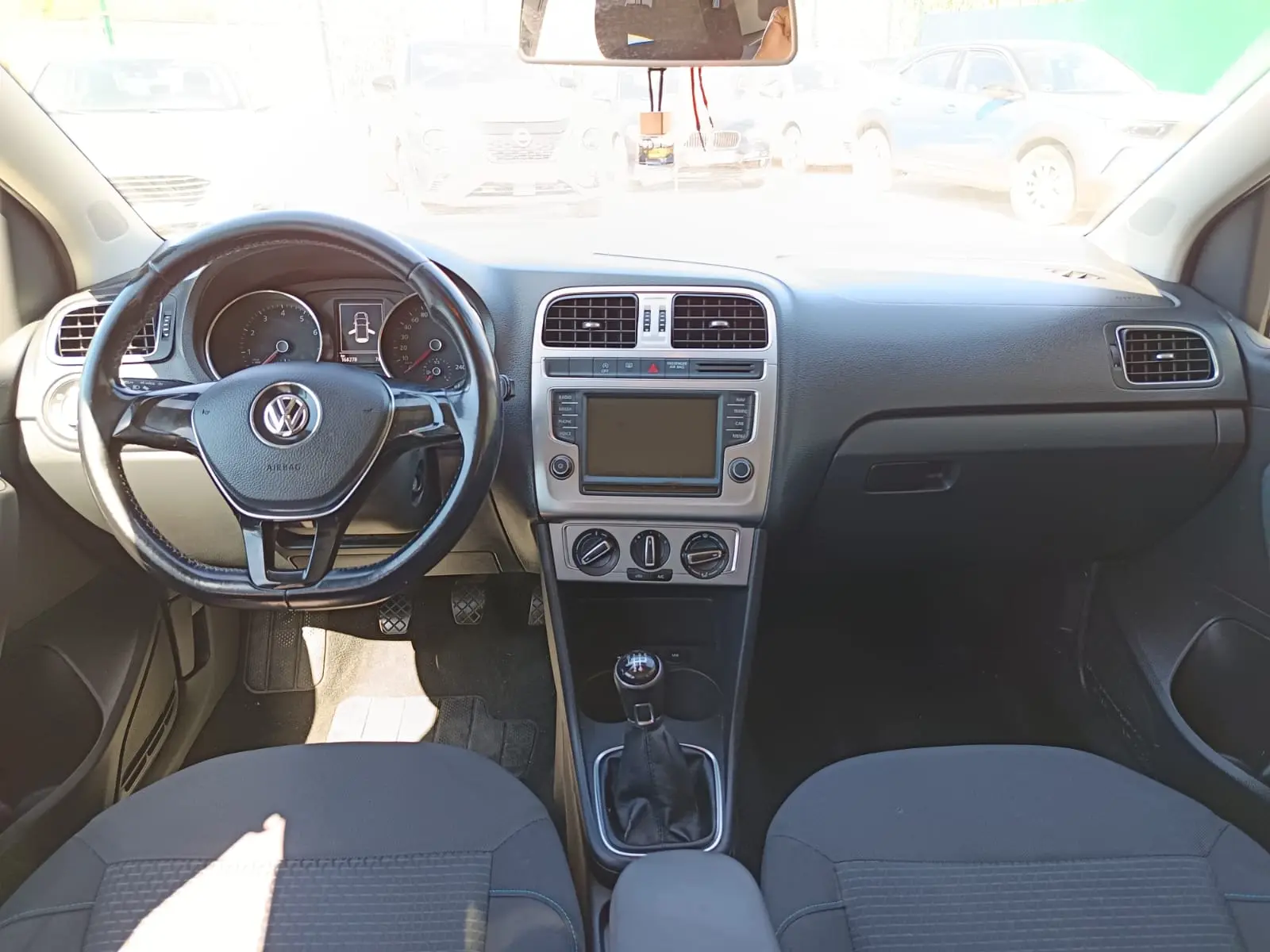 Volkswagen Polo 1.0 TSI BlueMotion Trendline 11