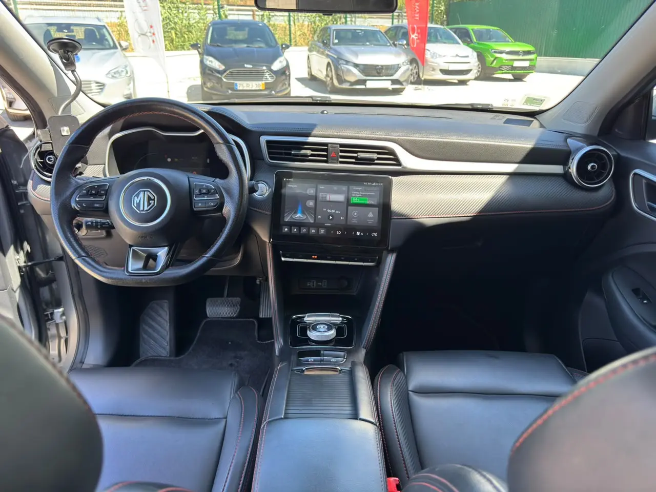 MG ZS Maximal Luxury 10
