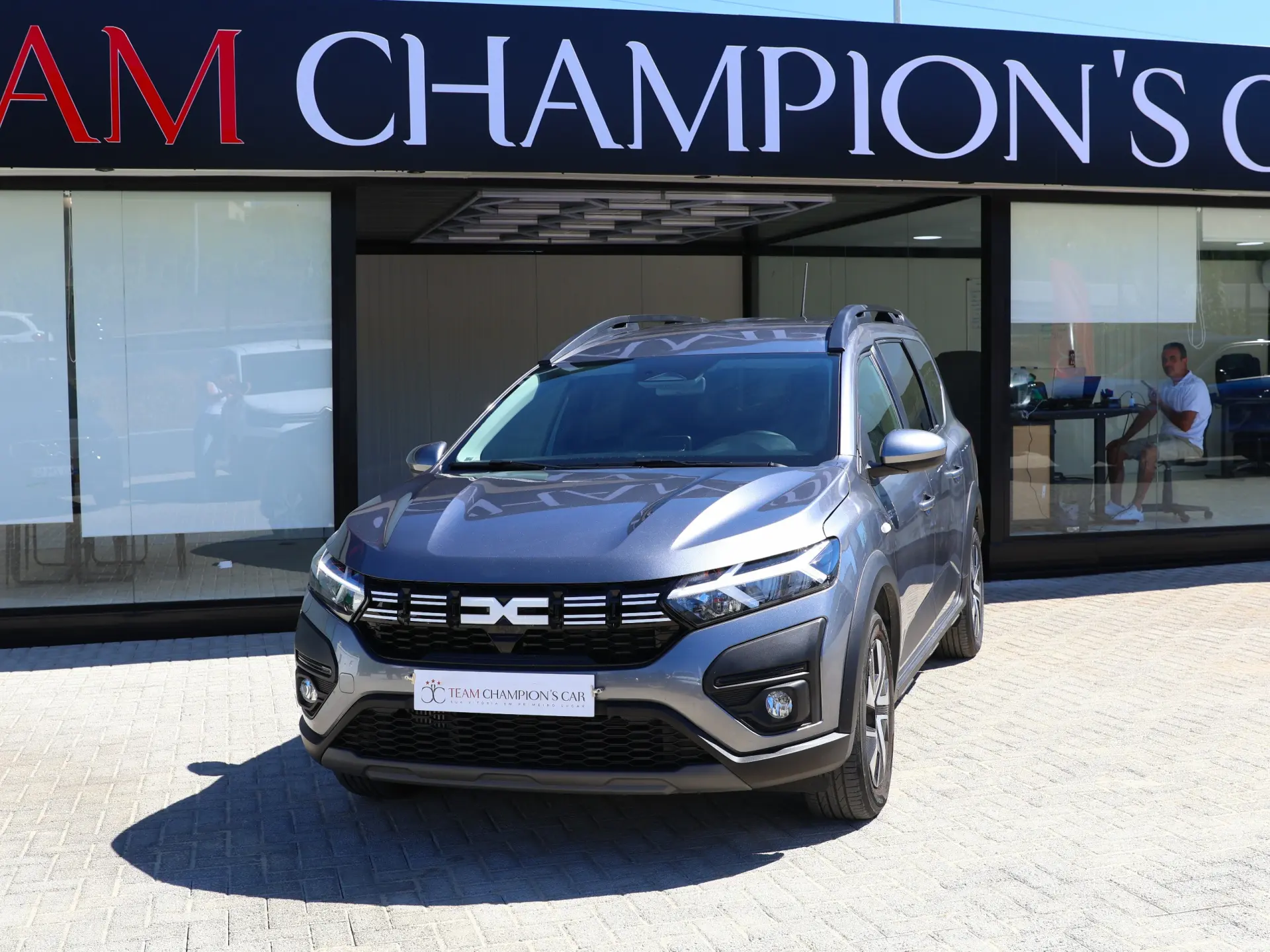 Dacia Jogger 1.0 ECO-G Extreme 7L Bi-Fuel 2