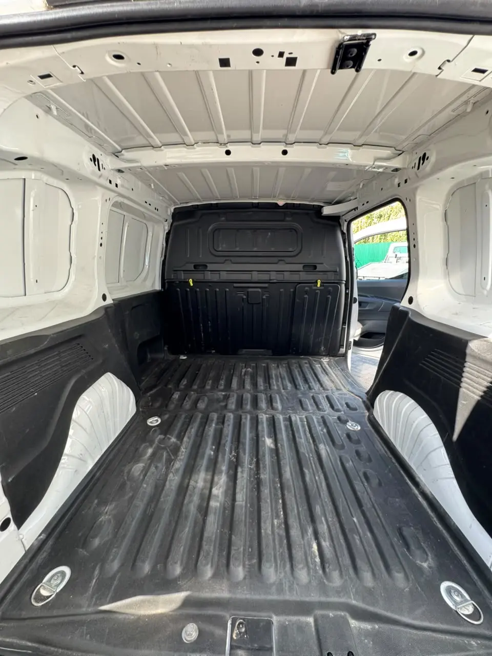 Citroen Berlingo M BlueHDi Feel 26