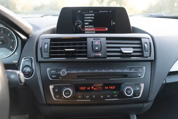 BMW 125 d Pack M 21