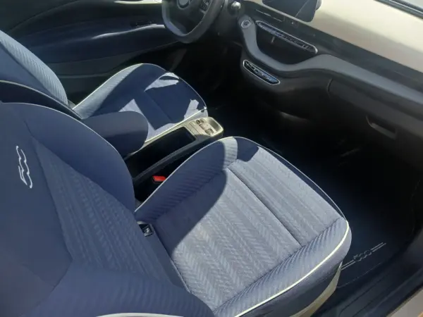 Fiat 500e 42kWh Pop 7