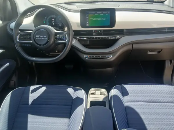 Fiat 500e 42kWh Pop 13