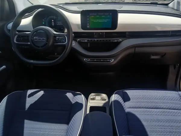 Fiat 500e 42kWh Pop 18