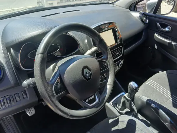 Renault Clio 1.5 dCi GT Line 4