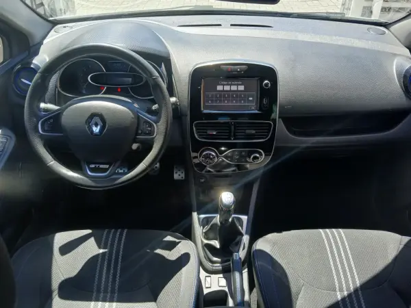 Renault Clio 1.5 dCi GT Line 8