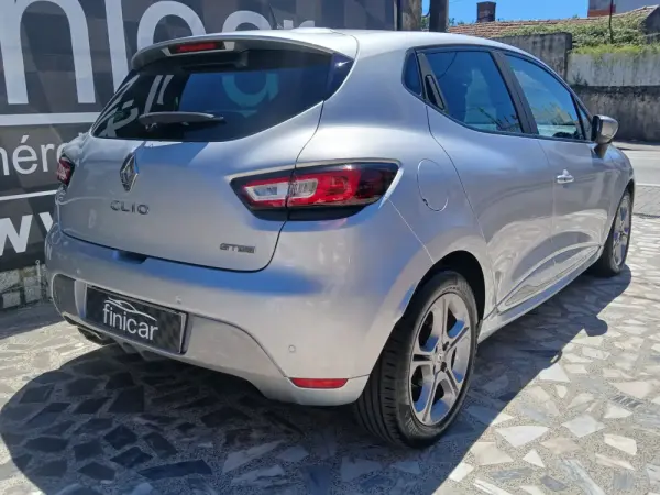Renault Clio 1.5 dCi GT Line 31
