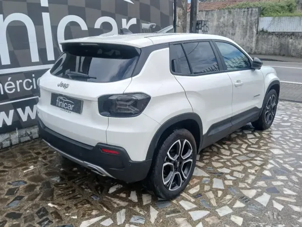 Jeep Avenger 1.2 e-Hybrid Summit DCT 31