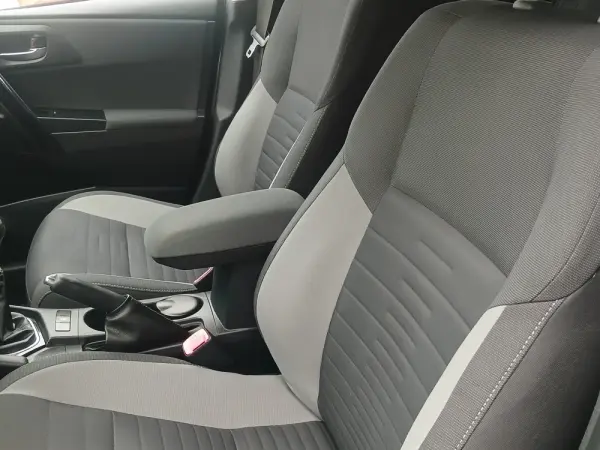 Toyota Auris Touring Sports 1.4 D-4D Exclusive+Navi 5