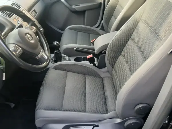 Volkswagen Touran 1.6 TDI Blue.Highine 7L 7