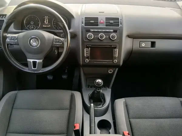 Volkswagen Touran 1.6 TDI Blue.Highine 7L 20