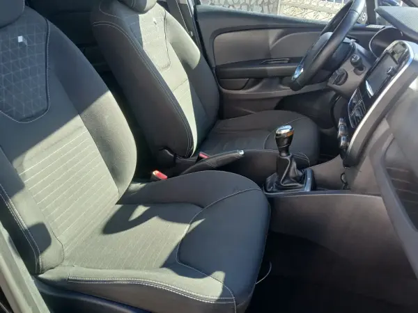Renault Clio 1.5 dCi Limited 14