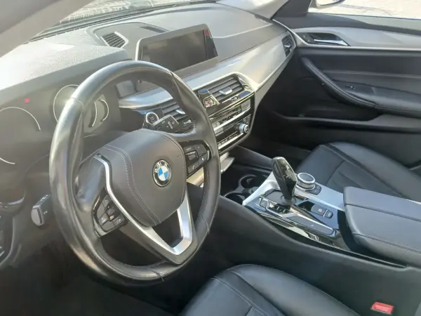 BMW 520 d Line Luxury Auto 4