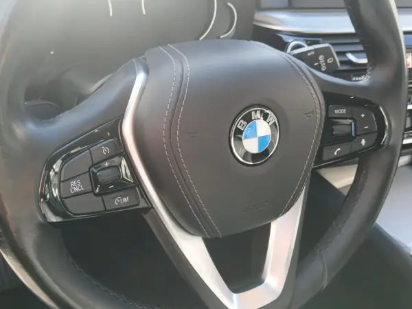 BMW 520 d Line Luxury Auto 19
