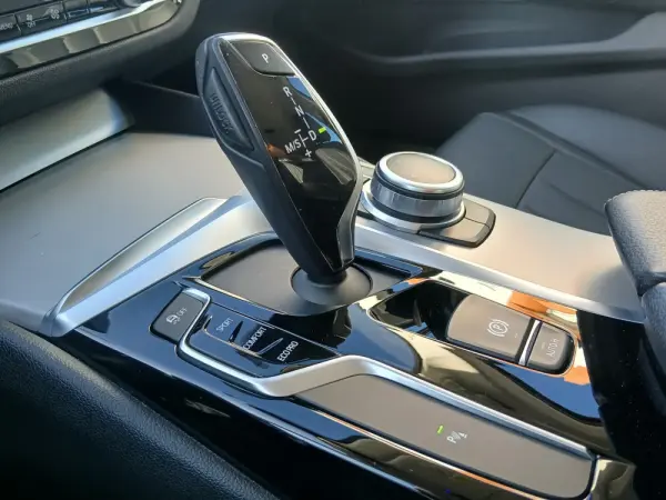 BMW 520 d Line Luxury Auto 22