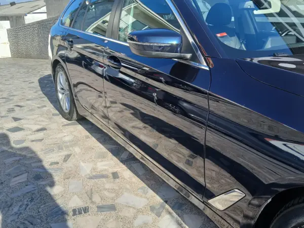 BMW 520 d Line Luxury Auto 36