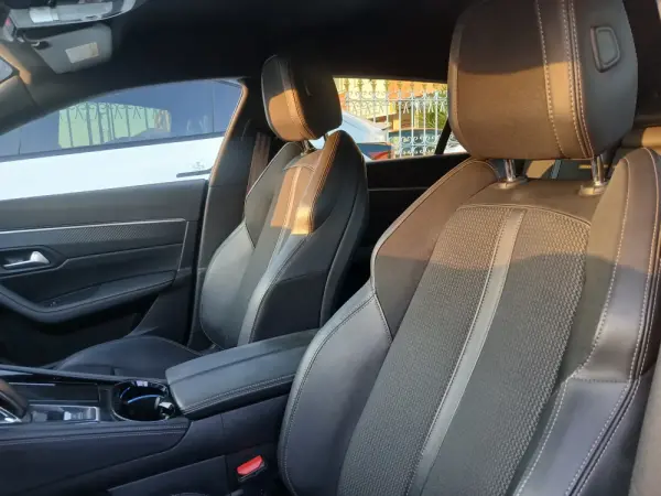 Peugeot 508 SW 1.6 Hybrid GT Line e-EAT8 6