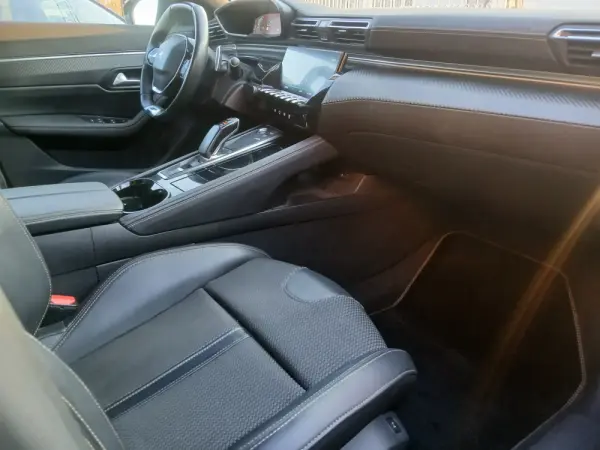 Peugeot 508 SW 1.6 Hybrid GT Line e-EAT8 11