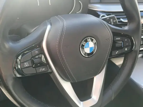 BMW 520 d Line Luxury Auto 11